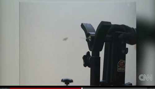 South Koreans Use Gun Vise to Test Flashlight Gun South Koreans Use Gun Vise to Test Flashlight Gun